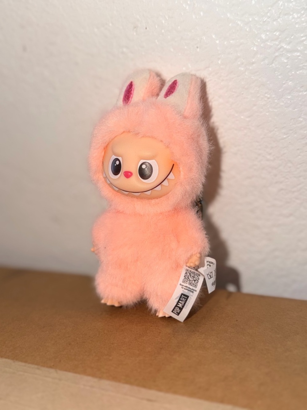 POP MART Labubu Pin For Love Letter U - Picture 3 of 11